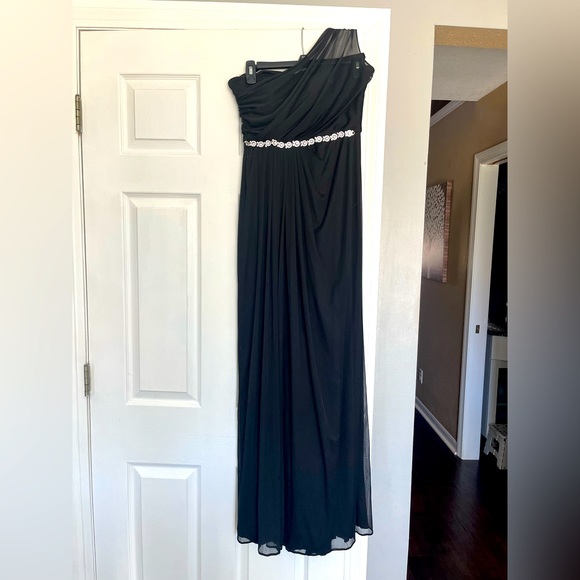 Black bridesmaids dress - Picture 1 of 3